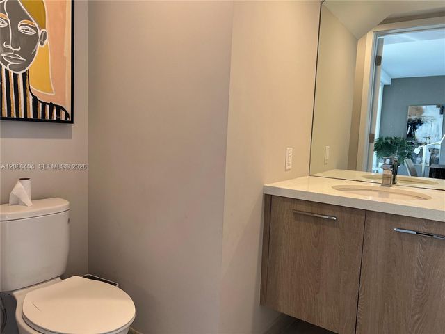 1000 99 6, Bay Harbor Islands, FL 33154