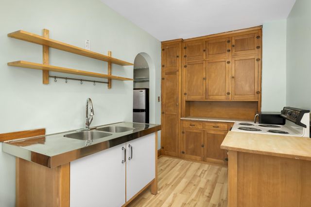 4025 42nd Avenue S, Minneapolis, MN 55406