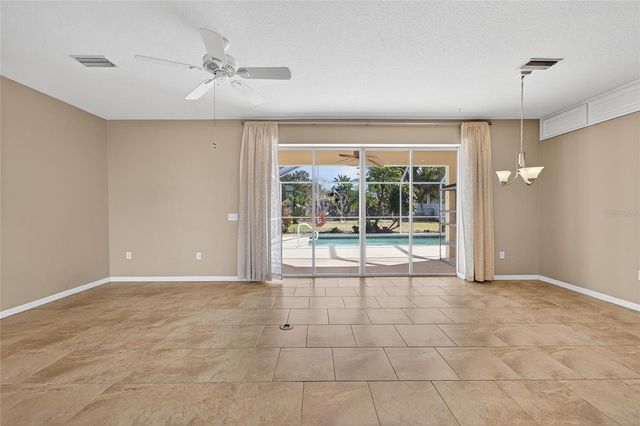 1615 ORACLE DRIVE, Ruskin, FL 33573