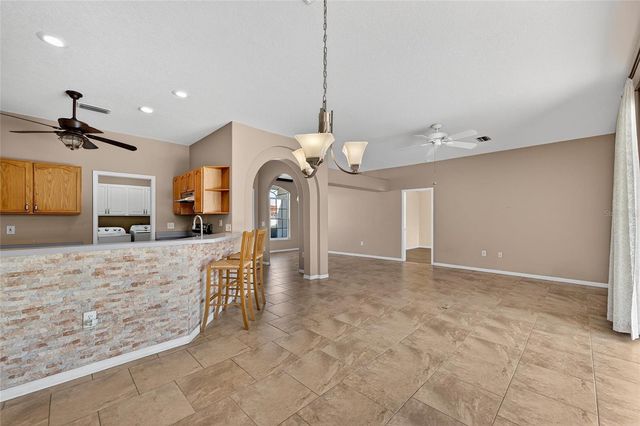 1615 ORACLE DRIVE, Ruskin, FL 33573