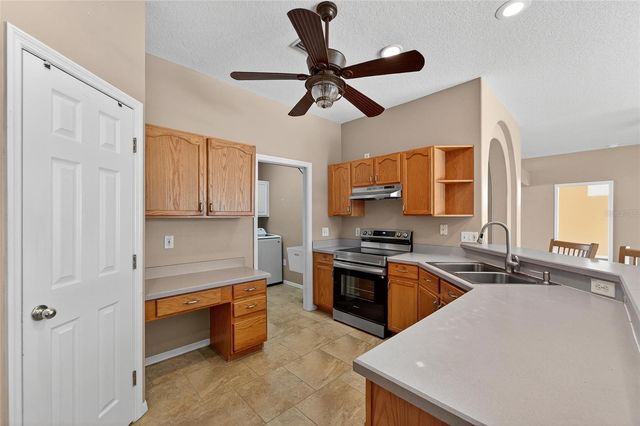 1615 ORACLE DRIVE, Ruskin, FL 33573