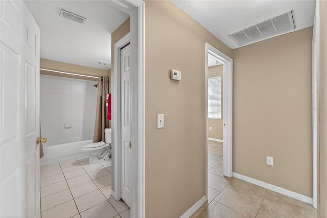 1615 ORACLE DRIVE, Ruskin, FL 33573