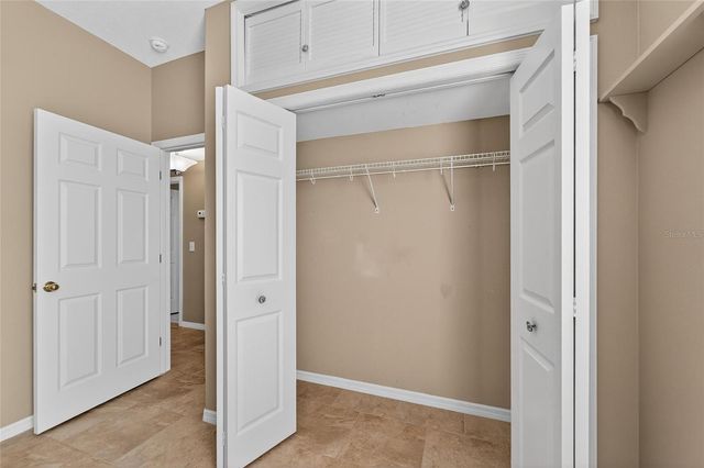 1615 ORACLE DRIVE, Ruskin, FL 33573