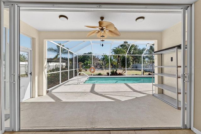 1615 ORACLE DRIVE, Ruskin, FL 33573
