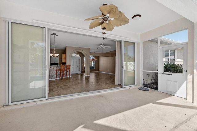 1615 ORACLE DRIVE, Ruskin, FL 33573