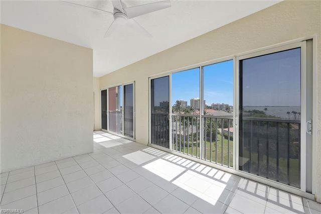 14819 Laguna DR 403, Fort Myers, FL 33908