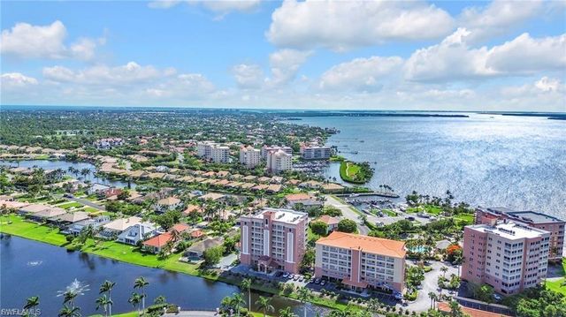 14819 Laguna DR 403, Fort Myers, FL 33908