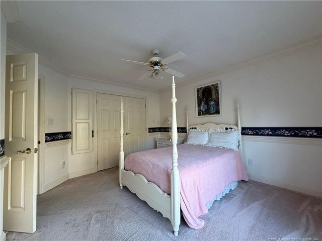 908 E Prospect Avenue, Raeford, NC 28376