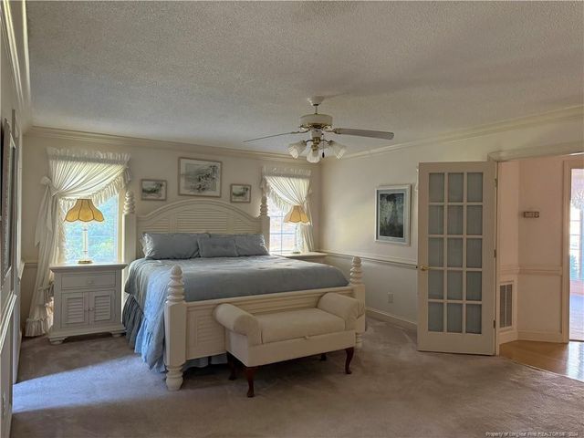 908 E Prospect Avenue, Raeford, NC 28376