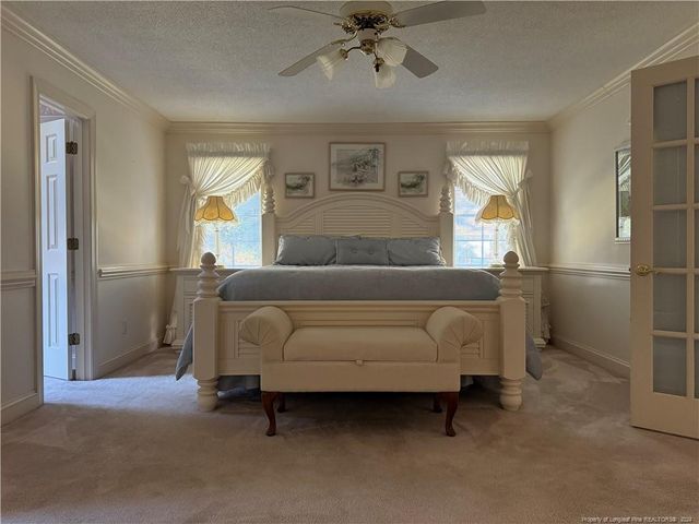 908 E Prospect Avenue, Raeford, NC 28376