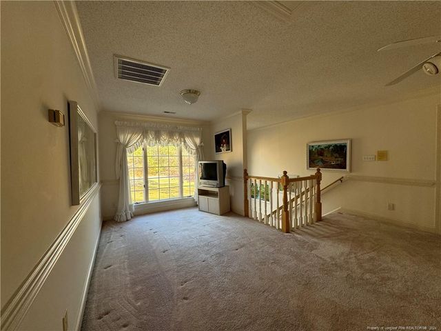 908 E Prospect Avenue, Raeford, NC 28376