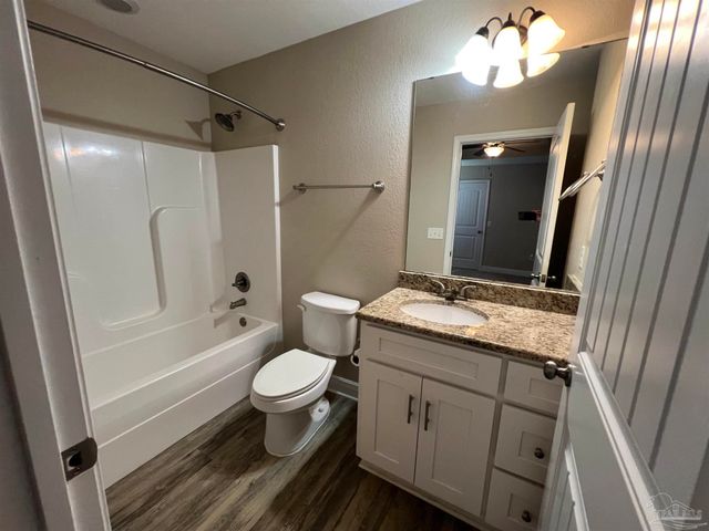 364 Evening Falls Dr, Pensacola, FL 32534