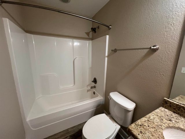 364 Evening Falls Dr, Pensacola, FL 32534