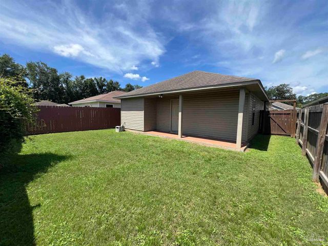 364 Evening Falls Dr, Pensacola, FL 32534