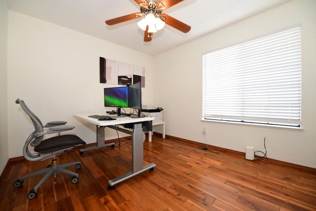 8244 Crestshire Cir, Orangevale, CA 95662