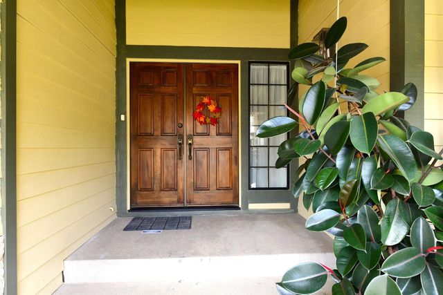 8244 Crestshire Cir, Orangevale, CA 95662