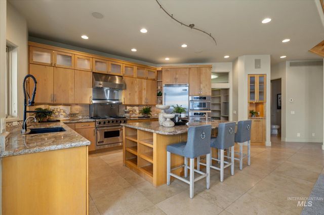 1400 N Razza Way, Eagle, ID 83616