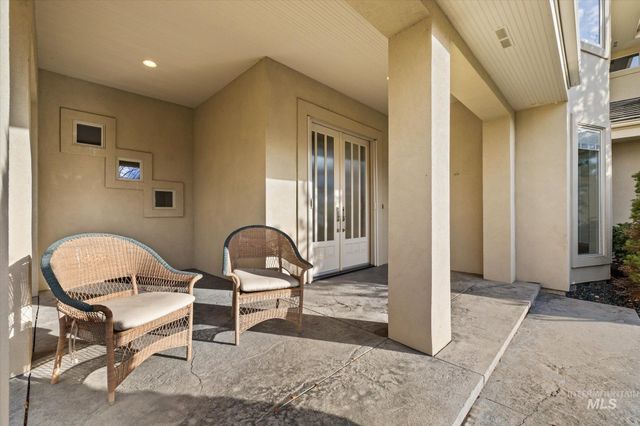 1400 N Razza Way, Eagle, ID 83616