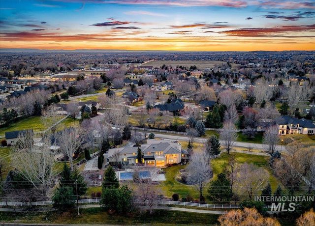 1400 N Razza Way, Eagle, ID 83616