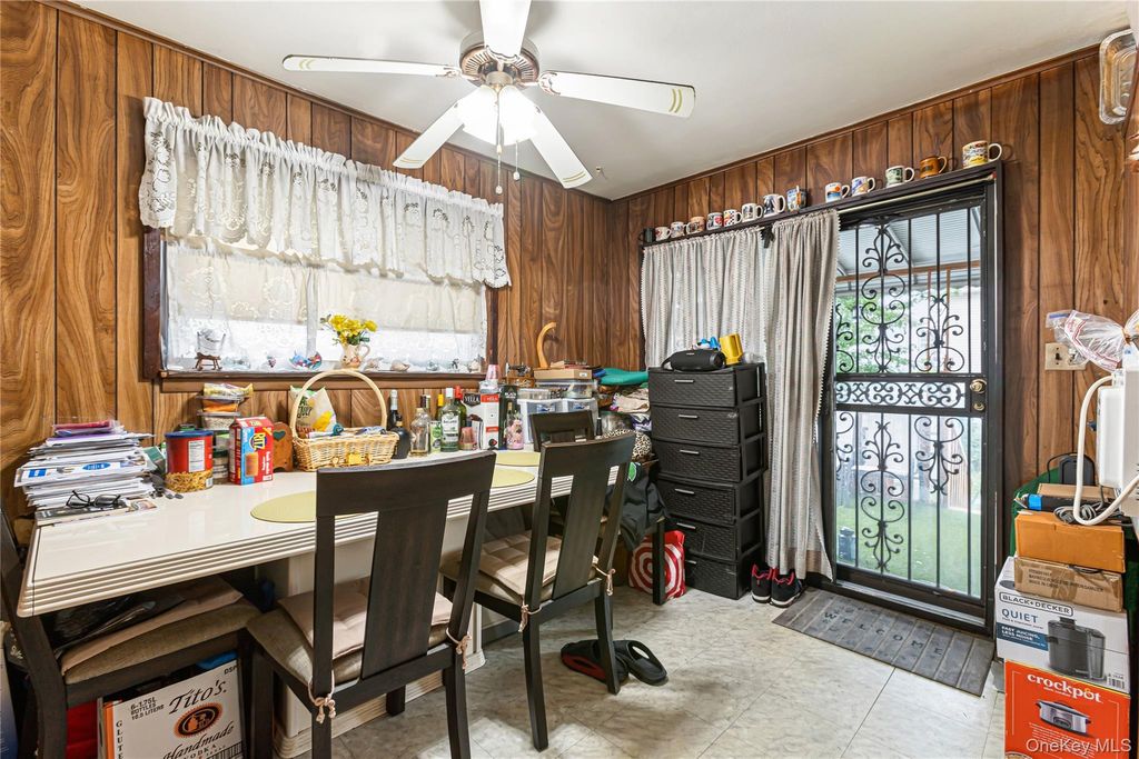 24904 148th Road, Rosedale, NY 11422 — exterior
