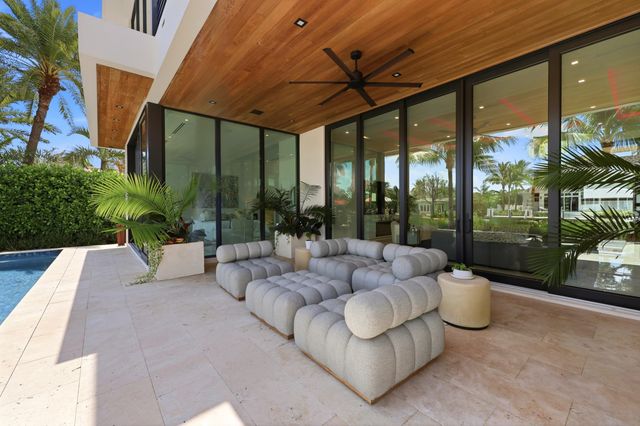 2863 NE 27th Street, Fort Lauderdale, FL 33306