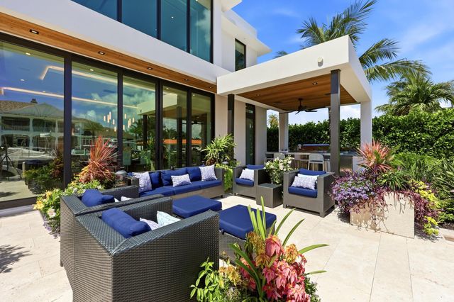 2863 NE 27th Street, Fort Lauderdale, FL 33306