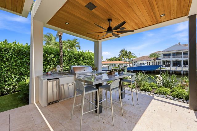 2863 NE 27th Street, Fort Lauderdale, FL 33306