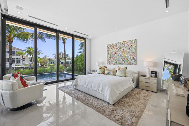 2863 NE 27th Street, Fort Lauderdale, FL 33306