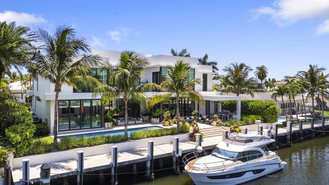 2863 NE 27th Street, Fort Lauderdale, FL 33306