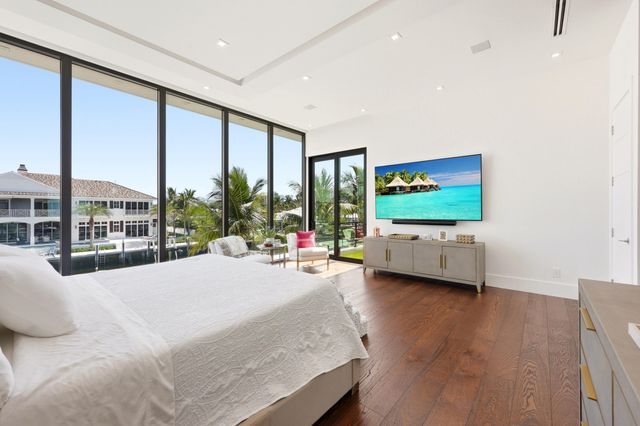 2863 NE 27th Street, Fort Lauderdale, FL 33306