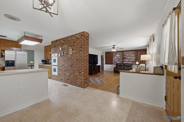 107 Brookwood Drive, Athens, AL 35613