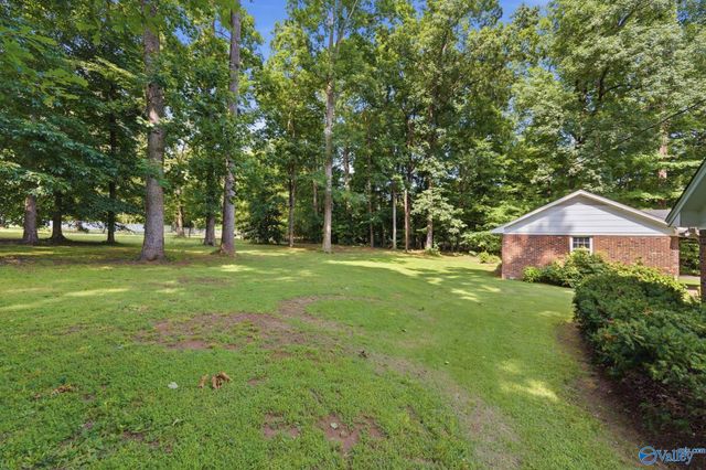 107 Brookwood Drive, Athens, AL 35613