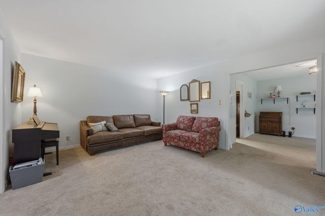 107 Brookwood Drive, Athens, AL 35613