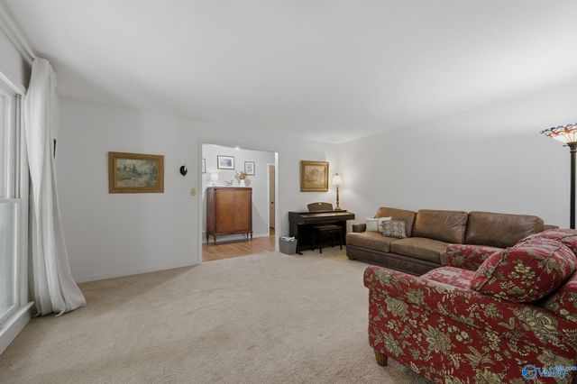 107 Brookwood Drive, Athens, AL 35613