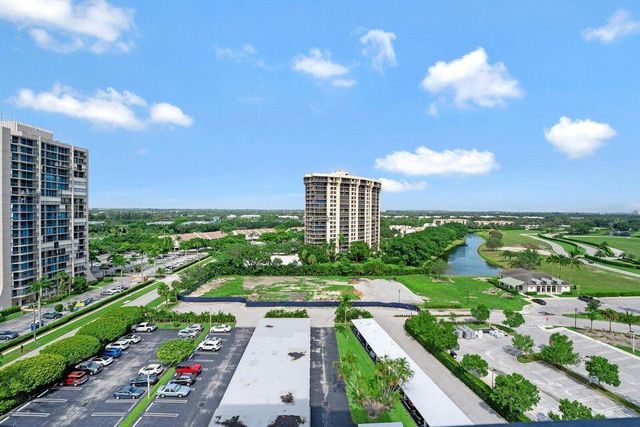 2400 Presidential Way 1206, West Palm Beach, FL 33401