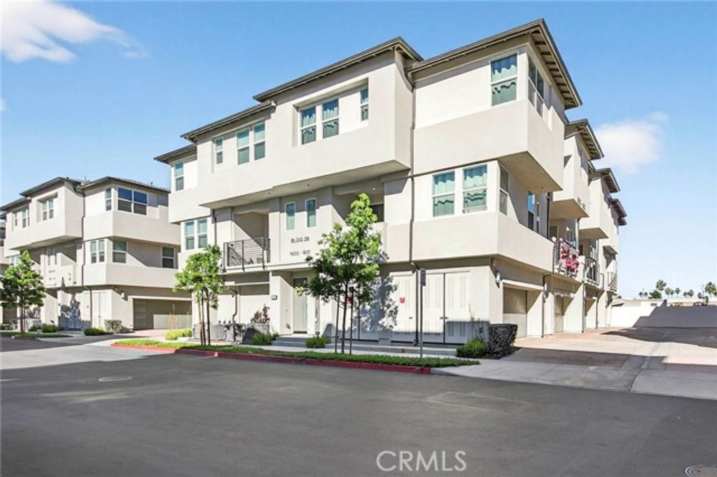 1615 W Bushell Street, Anaheim, CA 92805