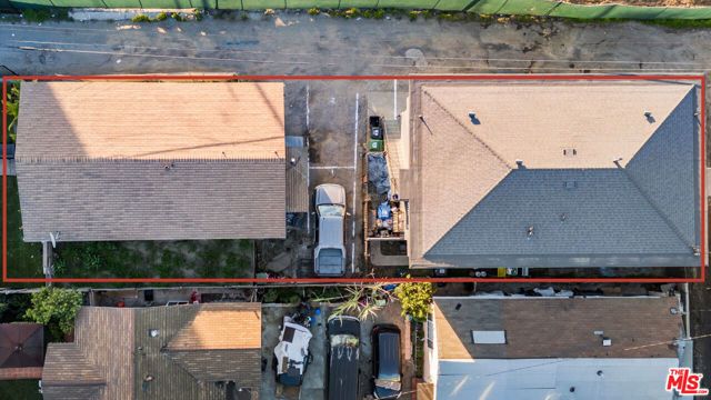 945 W 76th Street, Los Angeles, CA 90044