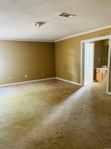 467 S Edwards Street, Monticello, AR 71655