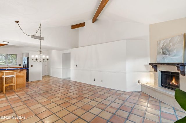 3000 E Thornhall Terrace, Tucson, AZ 85716