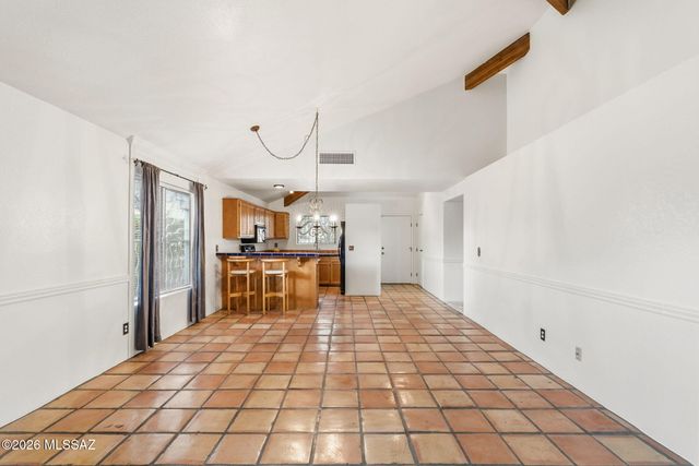 3000 E Thornhall Terrace, Tucson, AZ 85716