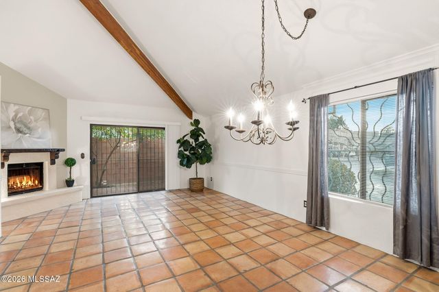 3000 E Thornhall Terrace, Tucson, AZ 85716