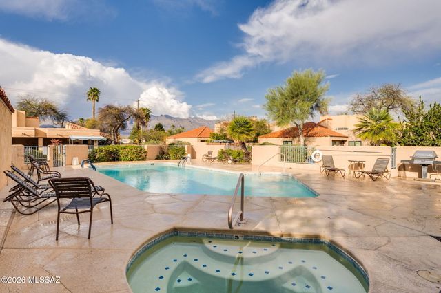 3000 E Thornhall Terrace, Tucson, AZ 85716