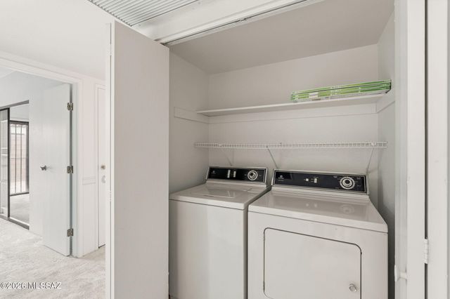 3000 E Thornhall Terrace, Tucson, AZ 85716