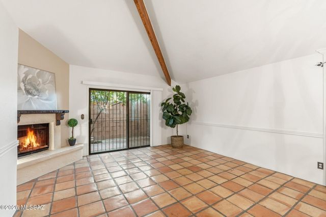 3000 E Thornhall Terrace, Tucson, AZ 85716