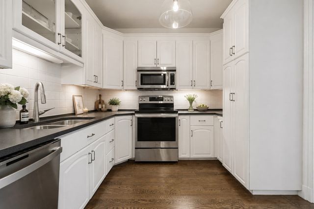 263 Commonwealth VI, Boston, MA 02116