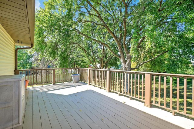 7892 83rd Court N, Brooklyn Park, MN 55445