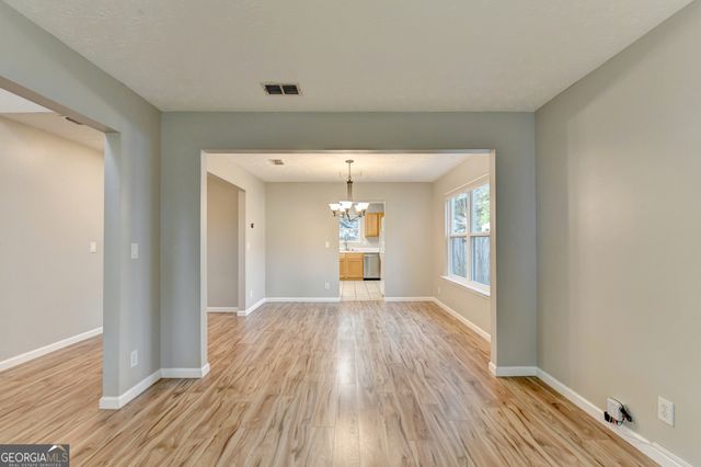 577 Ives Circle NW, Lilburn, GA 30047