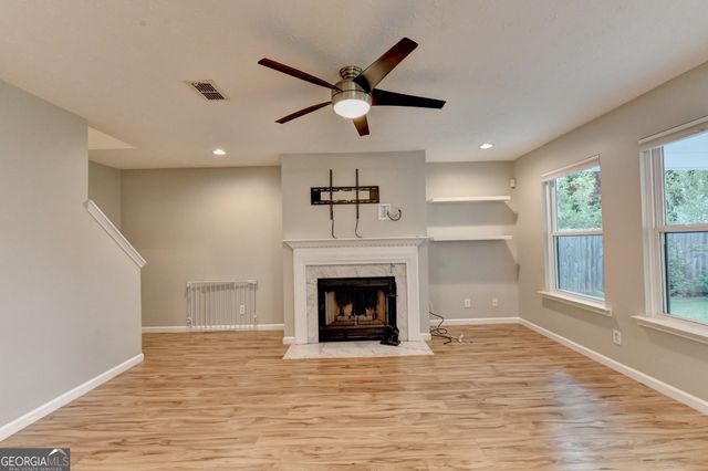 577 Ives Circle NW, Lilburn, GA 30047