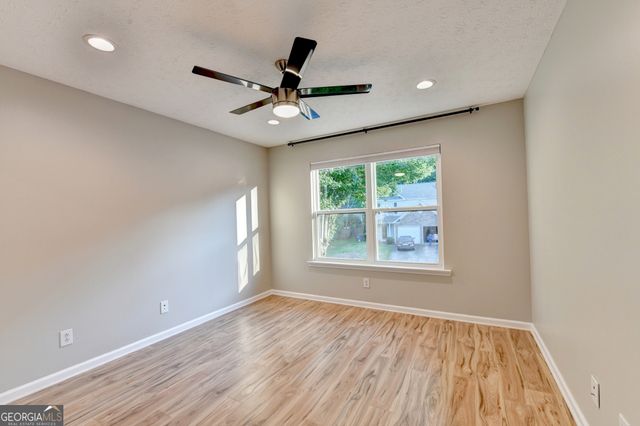 577 Ives Circle NW, Lilburn, GA 30047