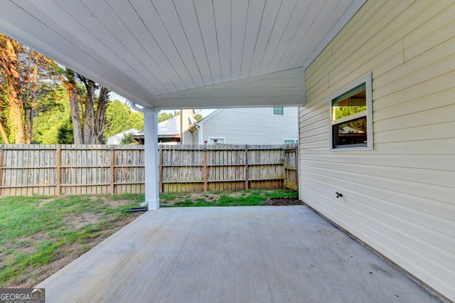 577 Ives Circle NW, Lilburn, GA 30047